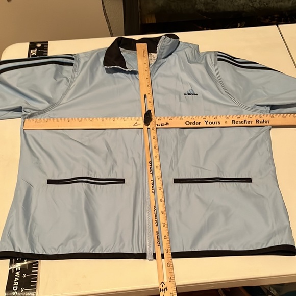 Adidias size Large blue windbreaker zip front  W/ back vent & pockets - Picture 4 of 8